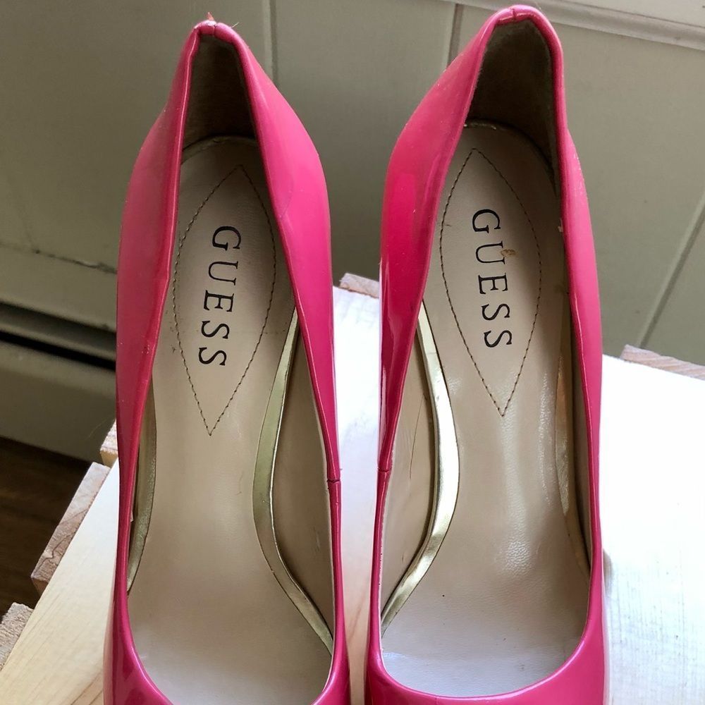 Guess Two Toned Pink with Gold Peep Toe Heels Pumps Womens Size 7.5 - Picture 6 of 13